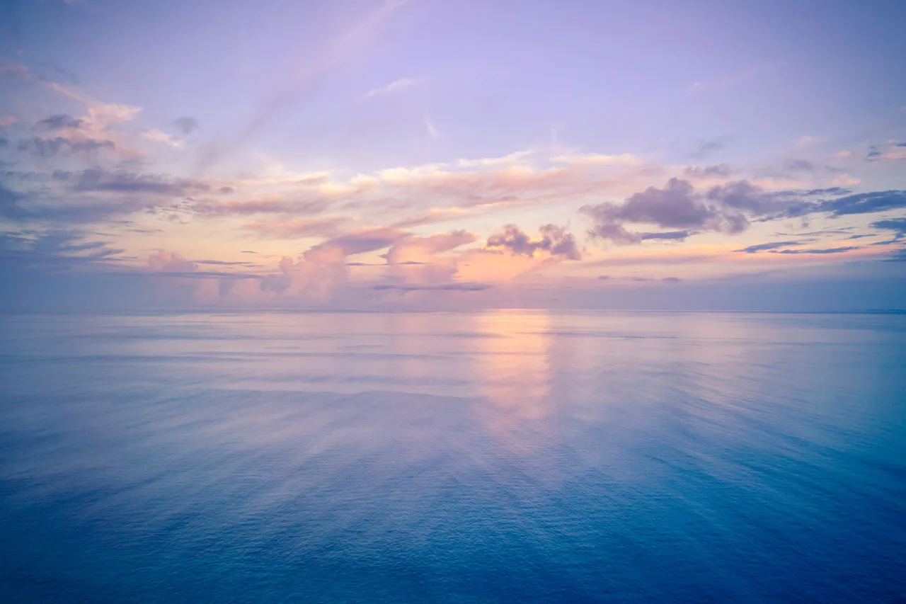 LUX* South Ari Atoll - Photo 9