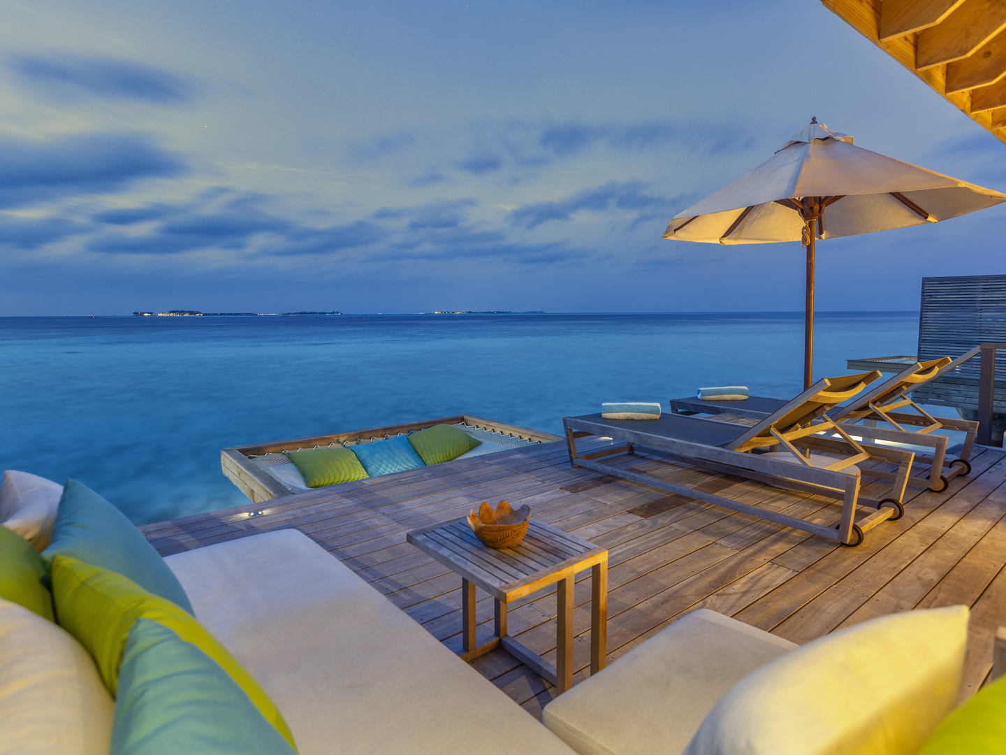 Hurawalhi Island Resort - Photo 16
