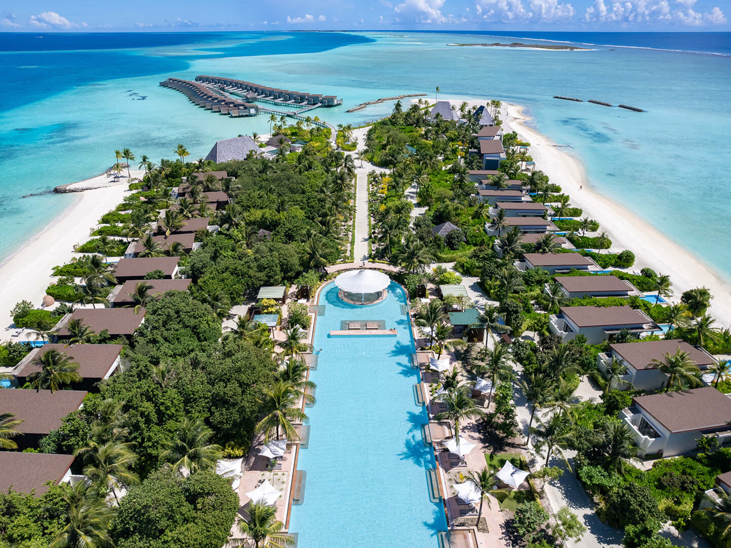 Kuda Villingili Resort Maldives - Photo 8