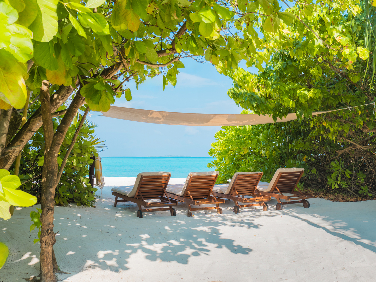 Hideaway Beach Resort and Spa - Photo 17