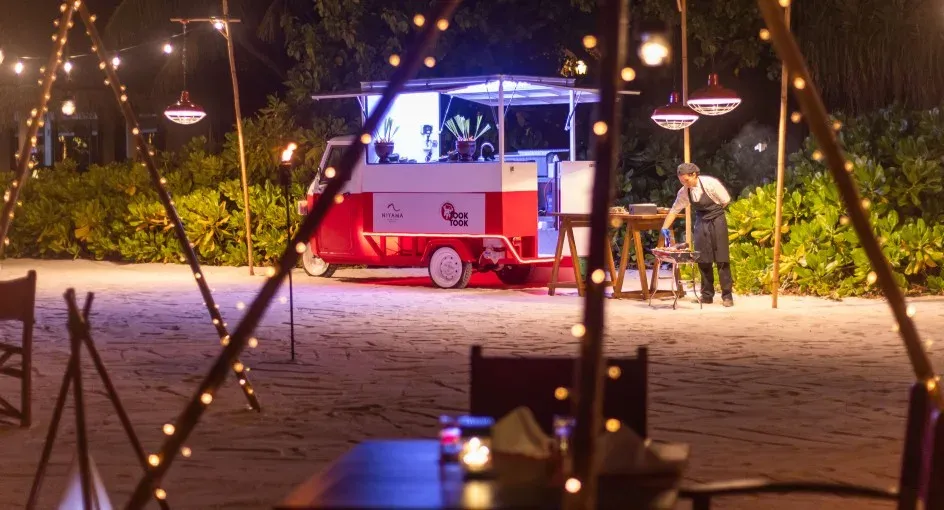 Took Took Street Food On The Beach