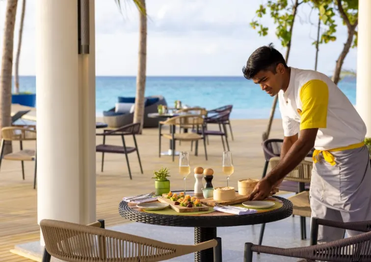 Skipjack Poolside Bar & Restaurant