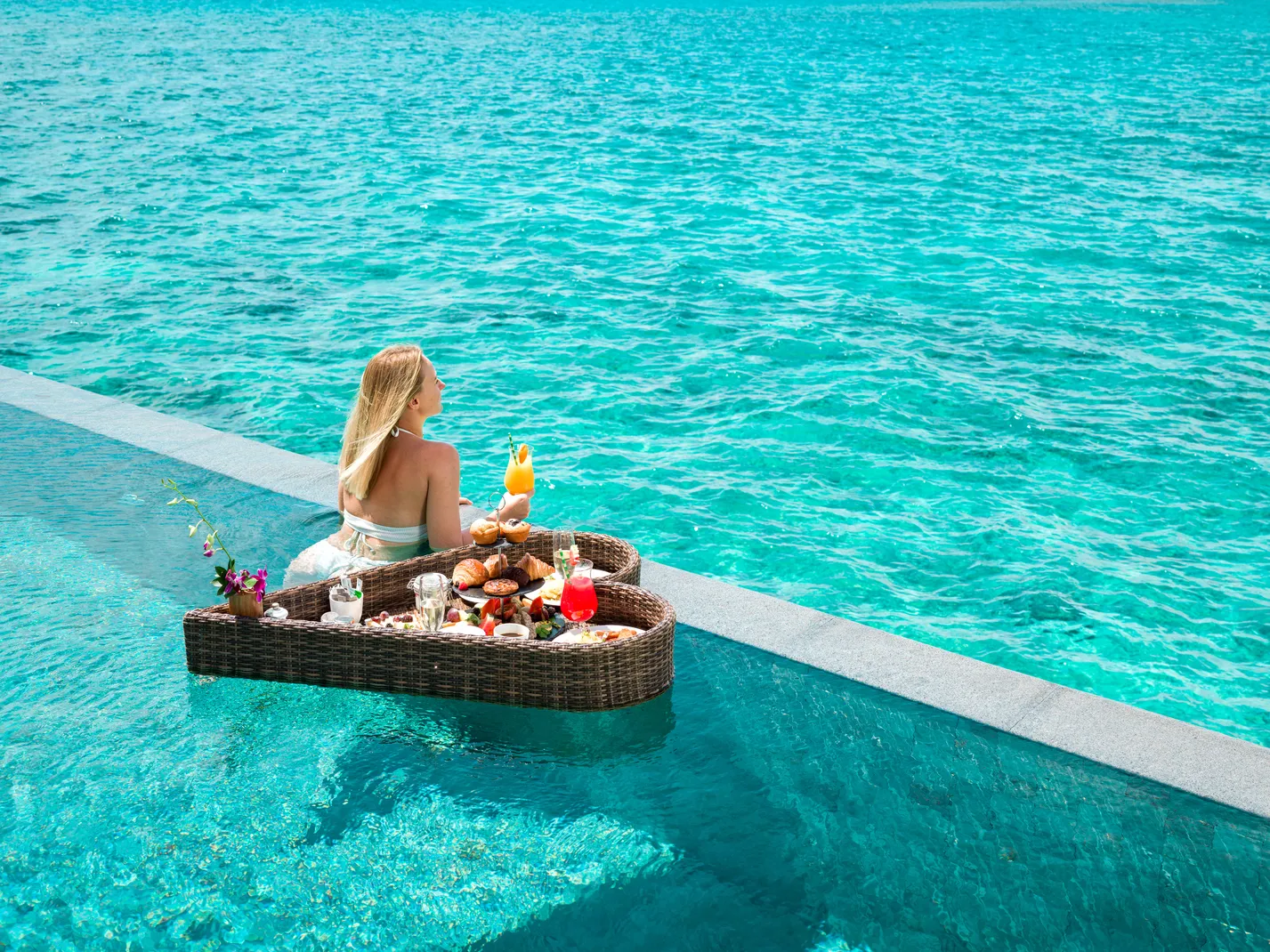 Floating Breakfast