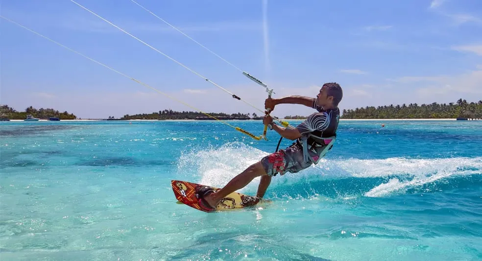 Windsurfing & Kitesurfing
