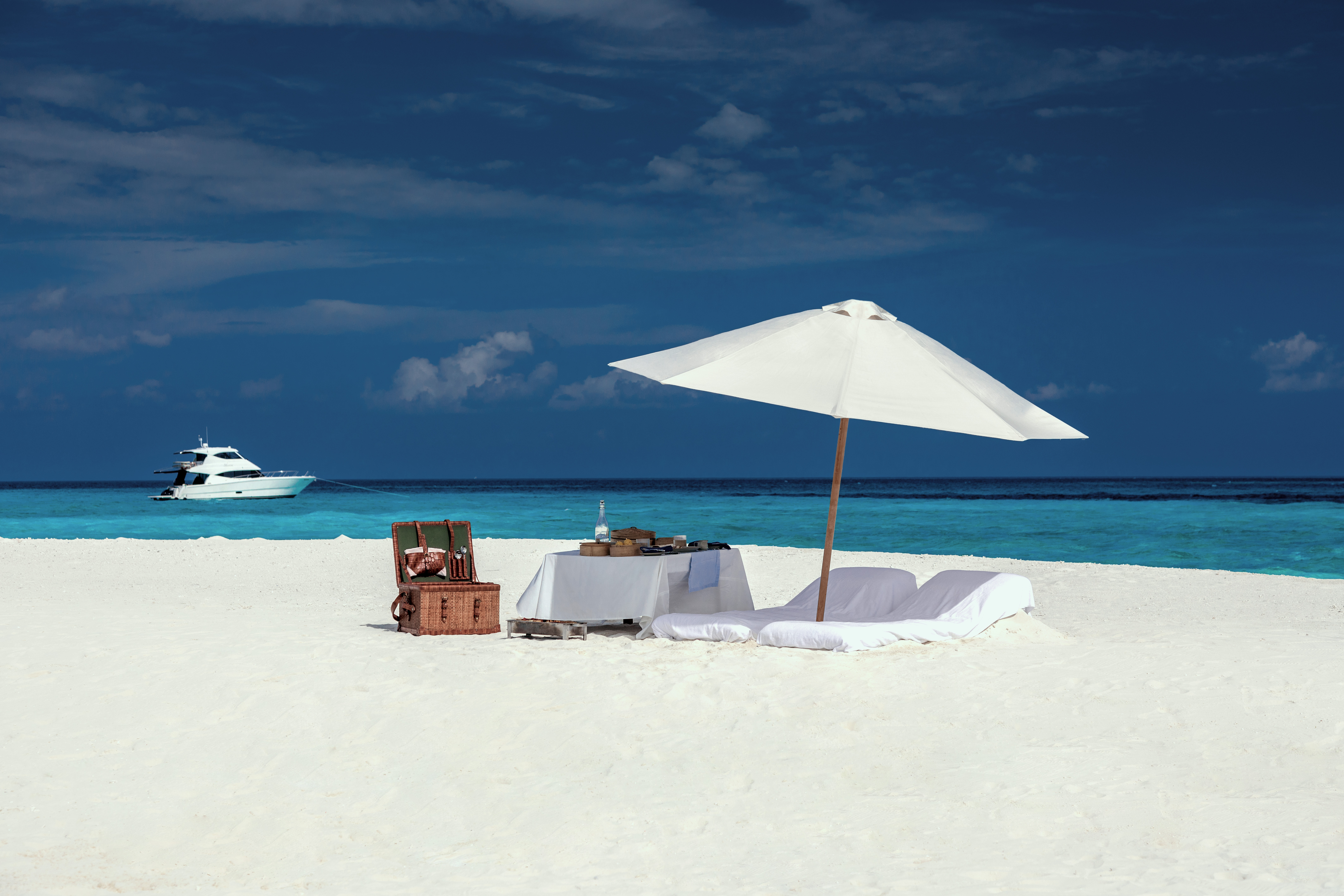 Sandbank Picnic