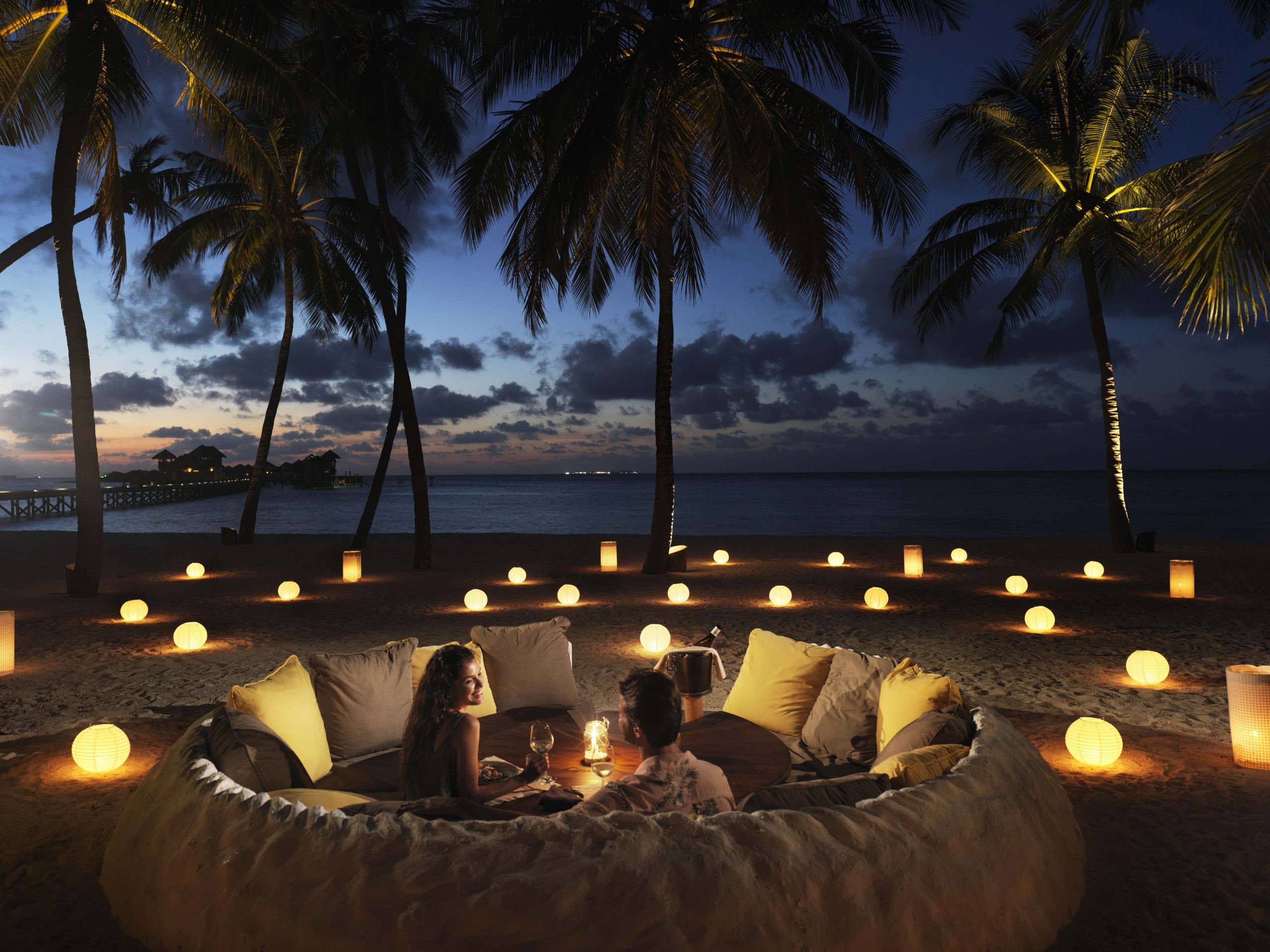 Anniversaries & Honeymoons