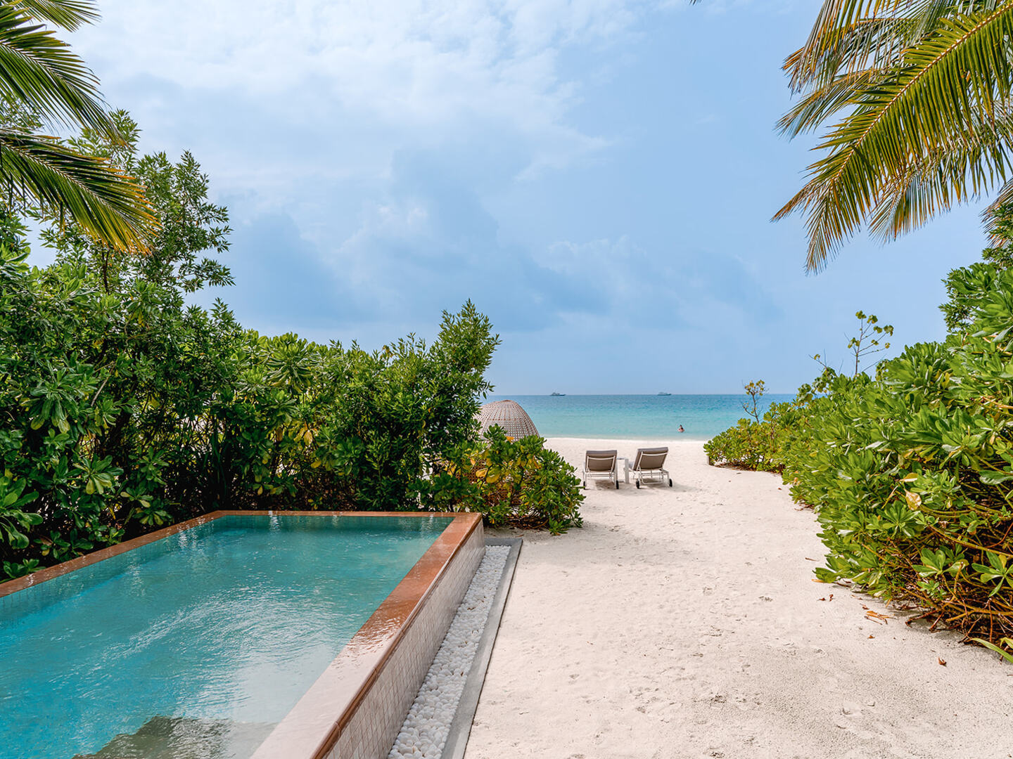 Kuda Villingili Resort Maldives - Photo 6