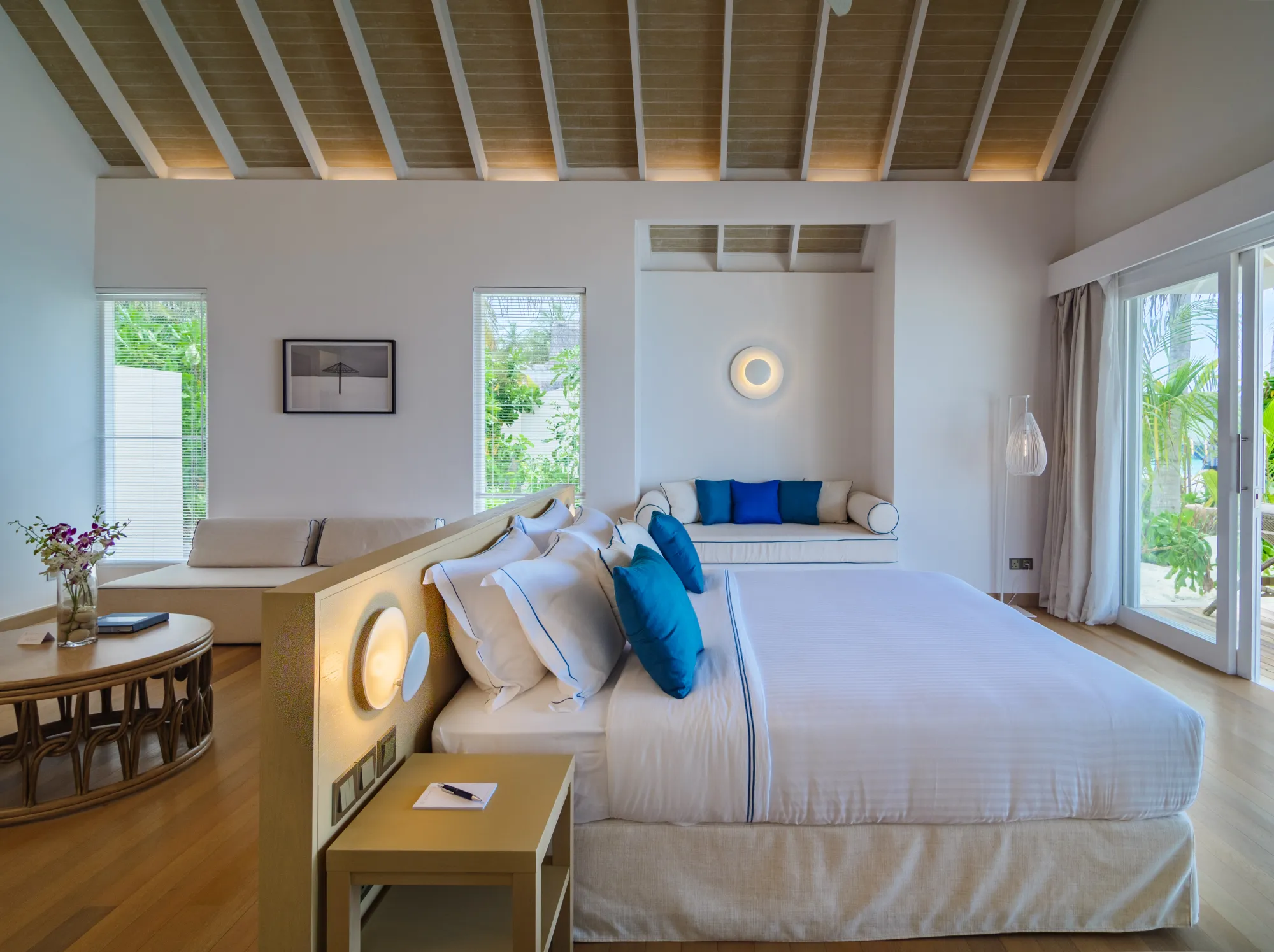 Deluxe Beach Villas with Pool - Photo 1