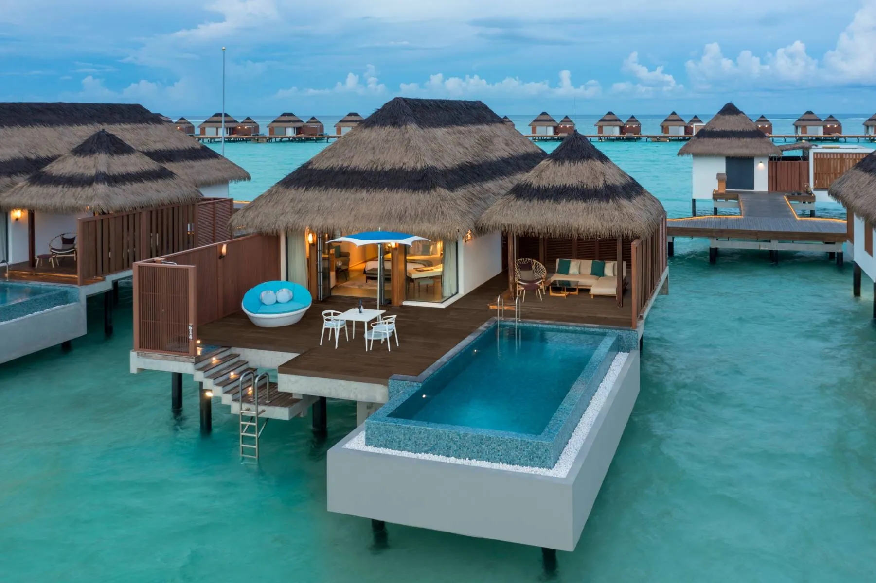 Sunset Ocean Pool Villa - Photo 1