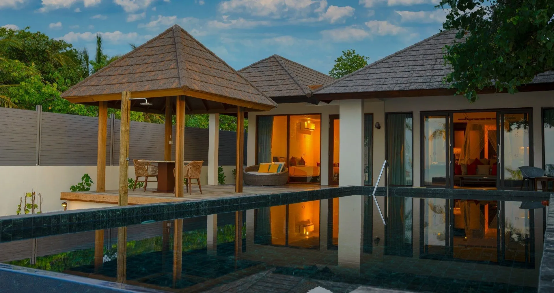 Two Bedroom Sunset Family Beach Villa with Pool - Photo 1