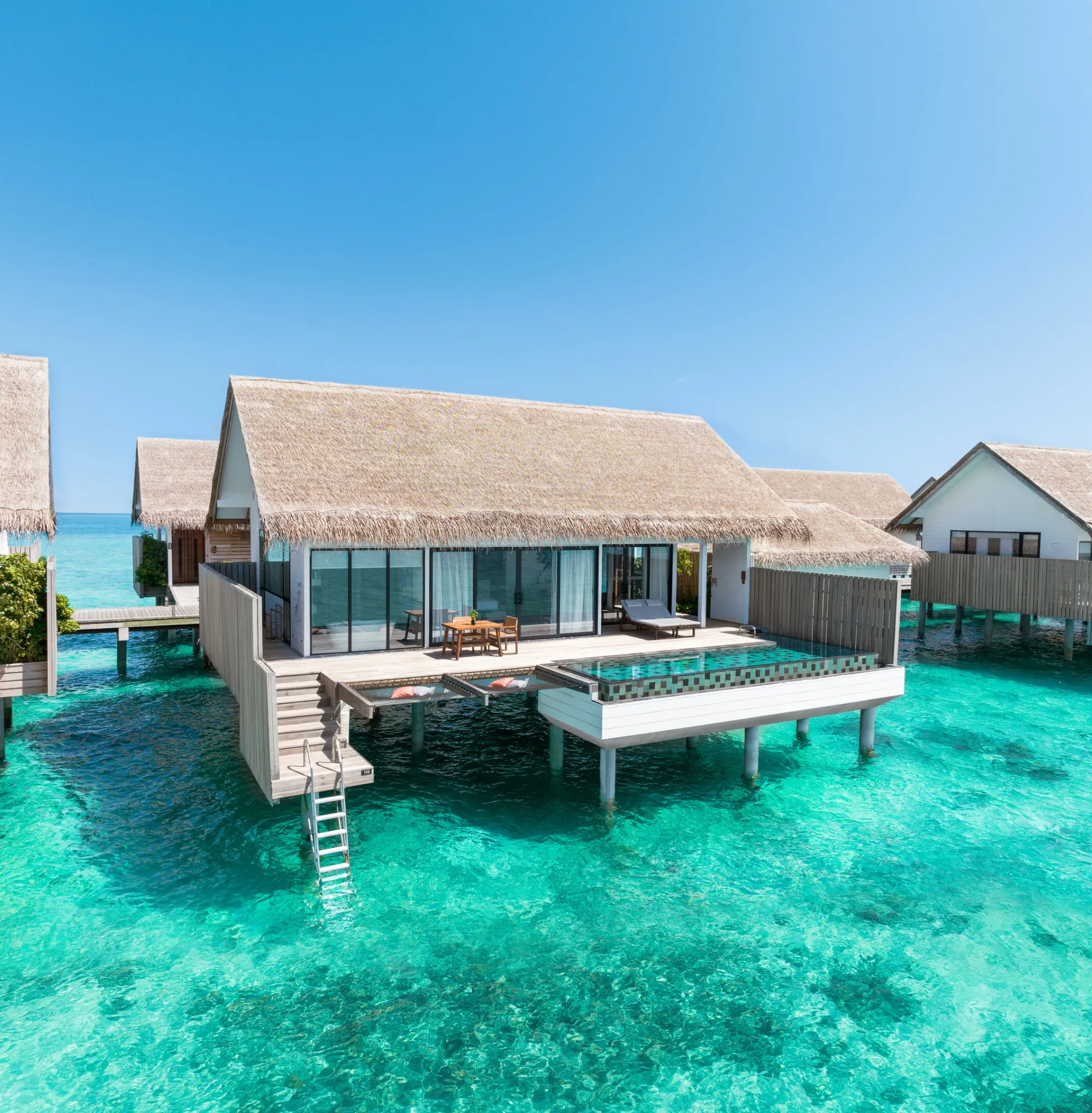 One Bedroom Overwater Suite with Pool - Photo 1