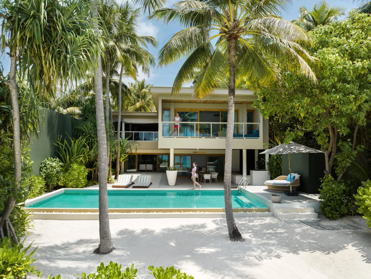 4 Bedroom Beach Residence - Photo 1