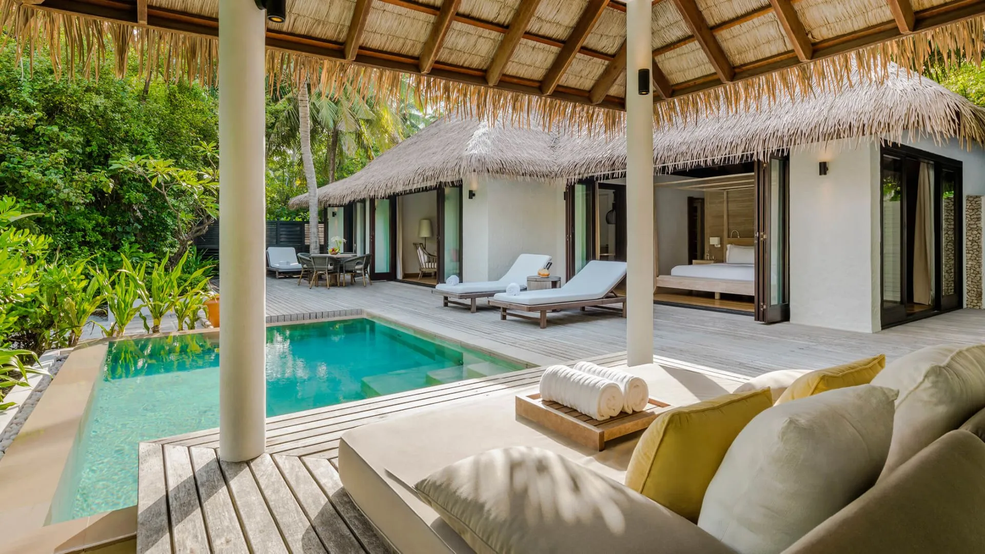 Two-Bedroom Beach Villa - Photo 1