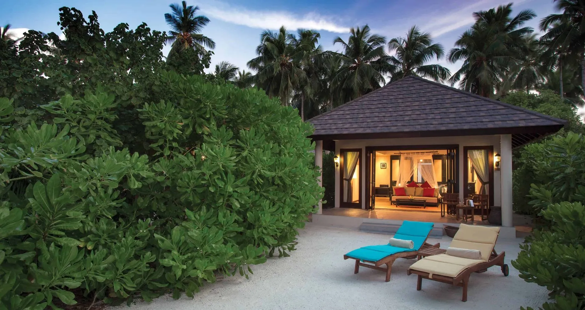 Sunset Beach Villa - Photo 1