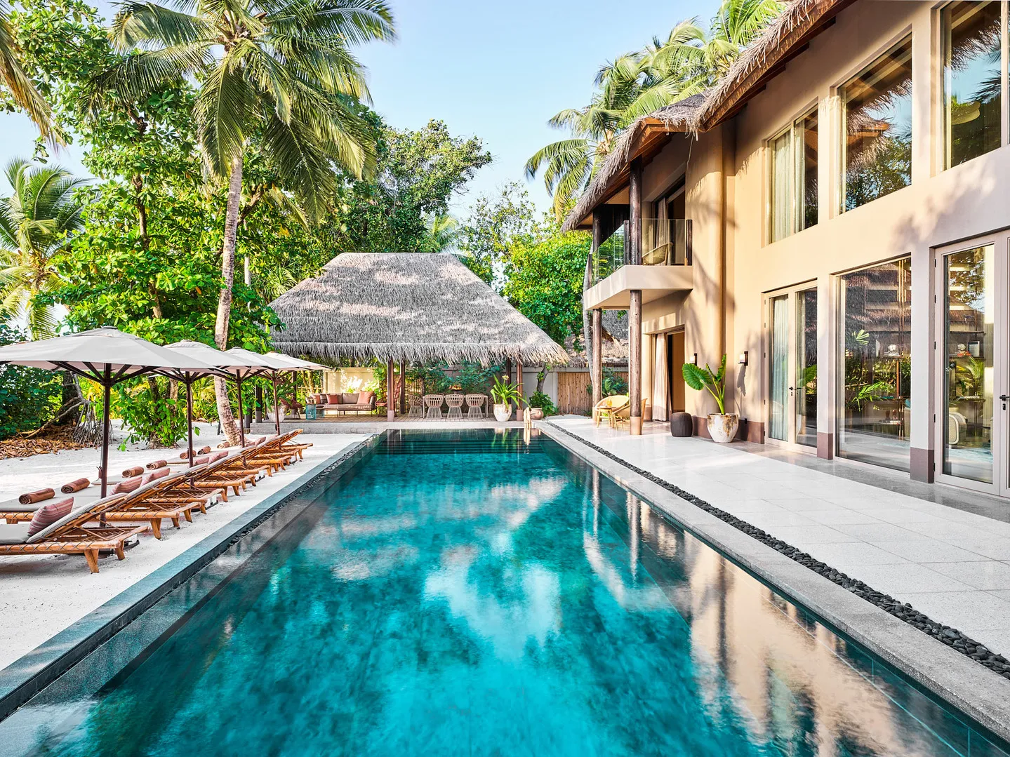Four Bedroom Beach Residence - Photo 1