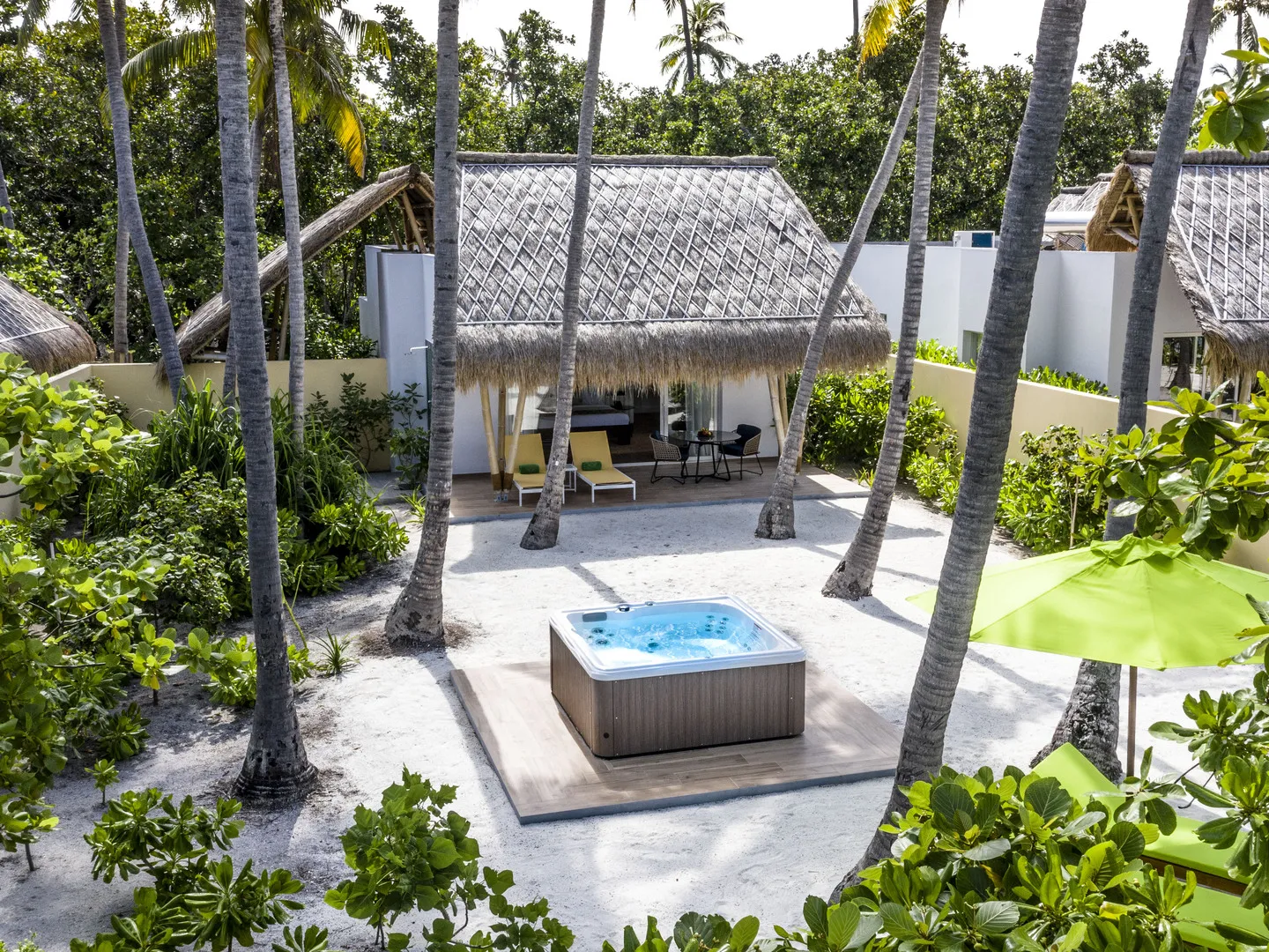 Jacuzzi Beach Villa - Photo 1