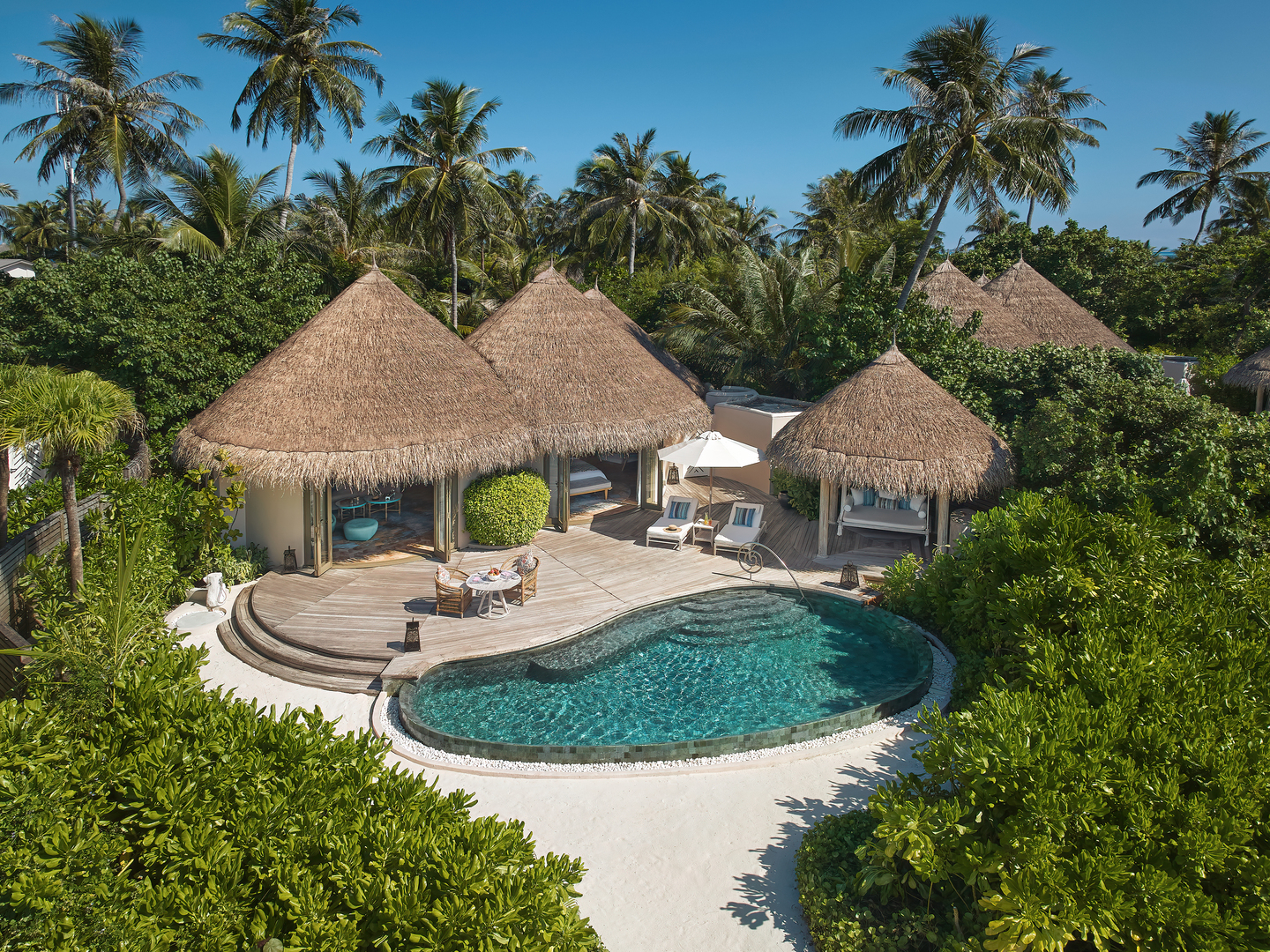 Beach House With Private Pool - Photo 1