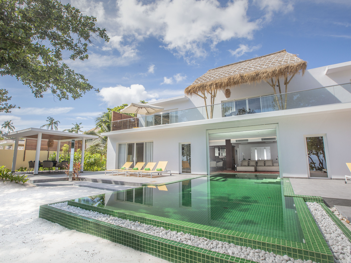 Three Bedroom Royal Beach Villa with Pool - Photo 1