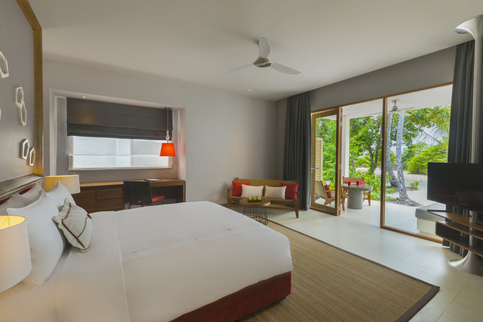 Deluxe Beach Bungalow - Photo 1