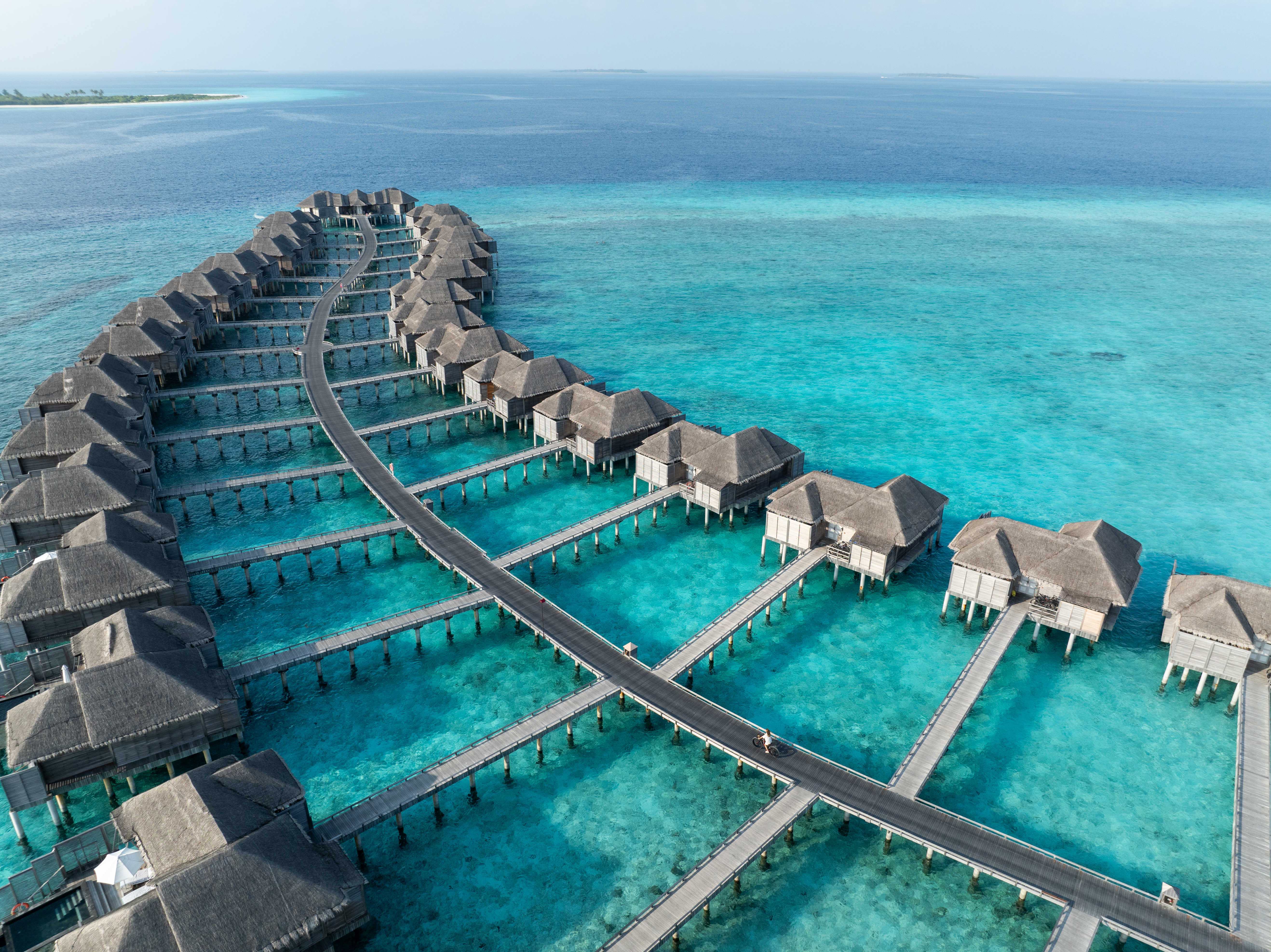 Sunrise Water Villa with Infinity Pool - Photo 1