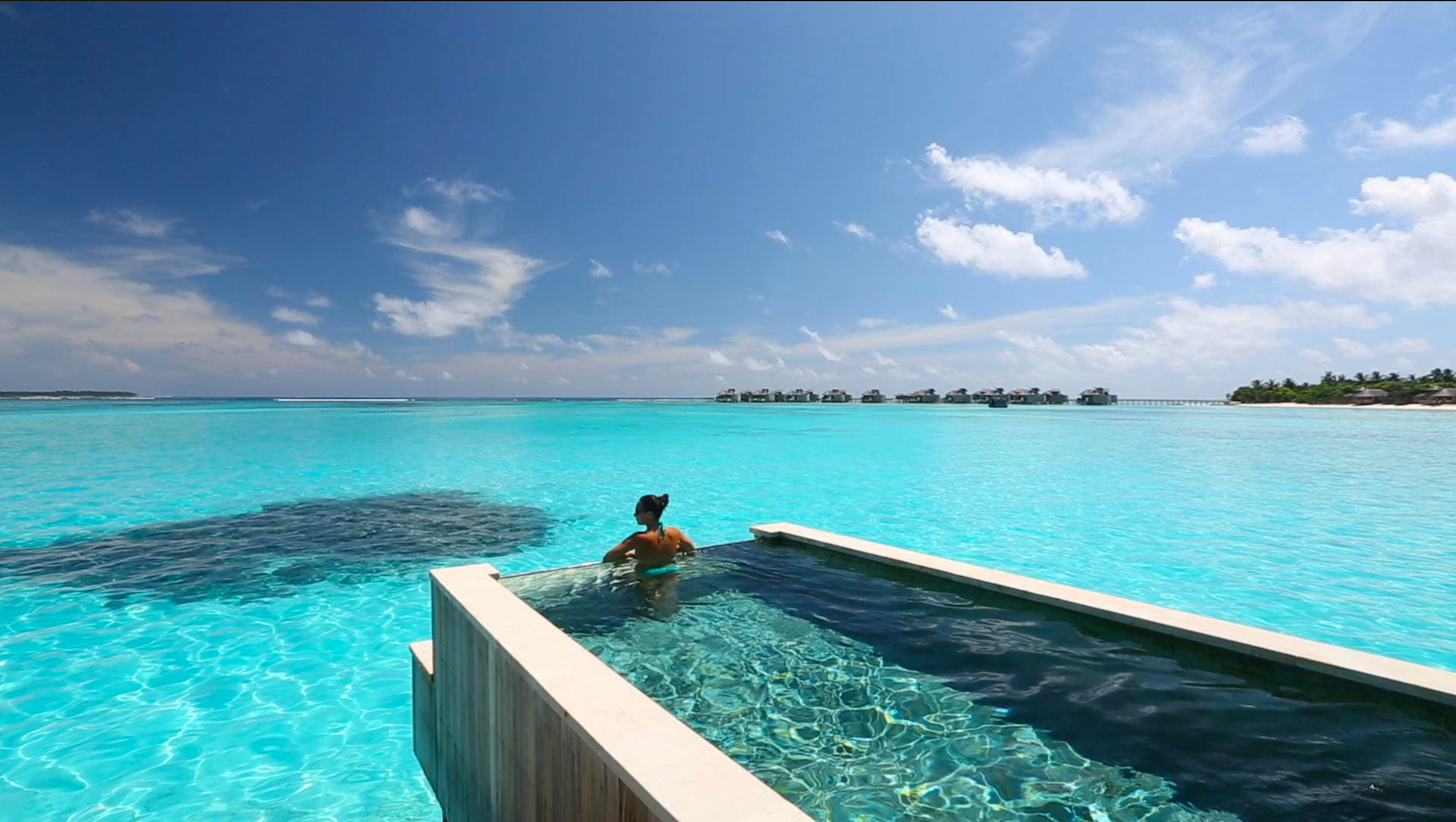 Ocean Water Villa with Pool - Photo 1