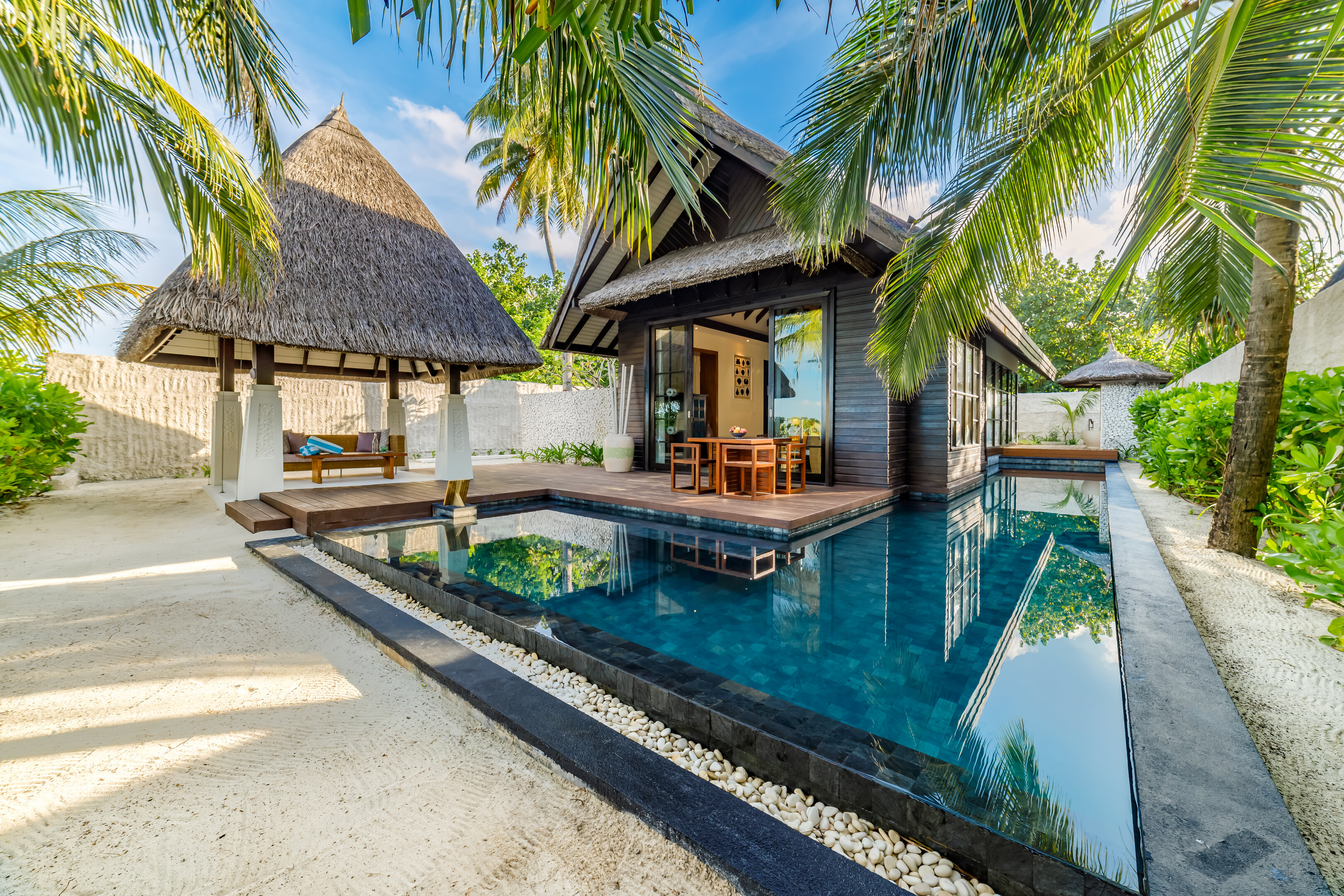 Earth Pool Villa Sunrise - Photo 1