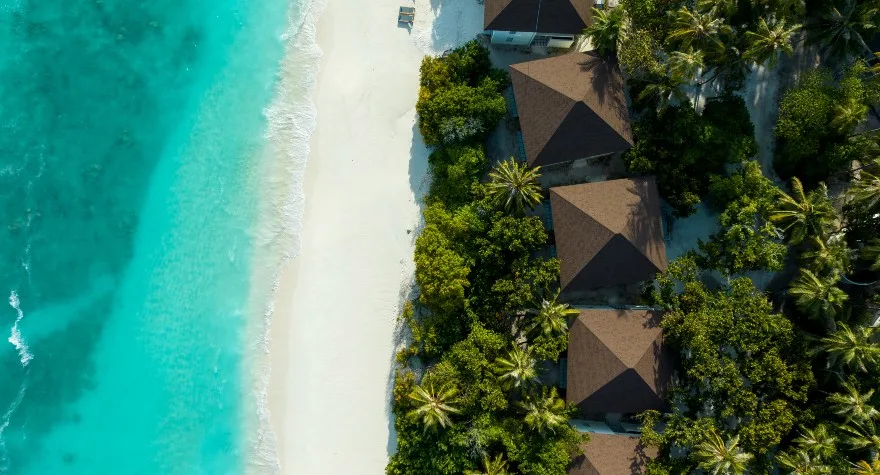 Premium Beachfront Room - Photo 1
