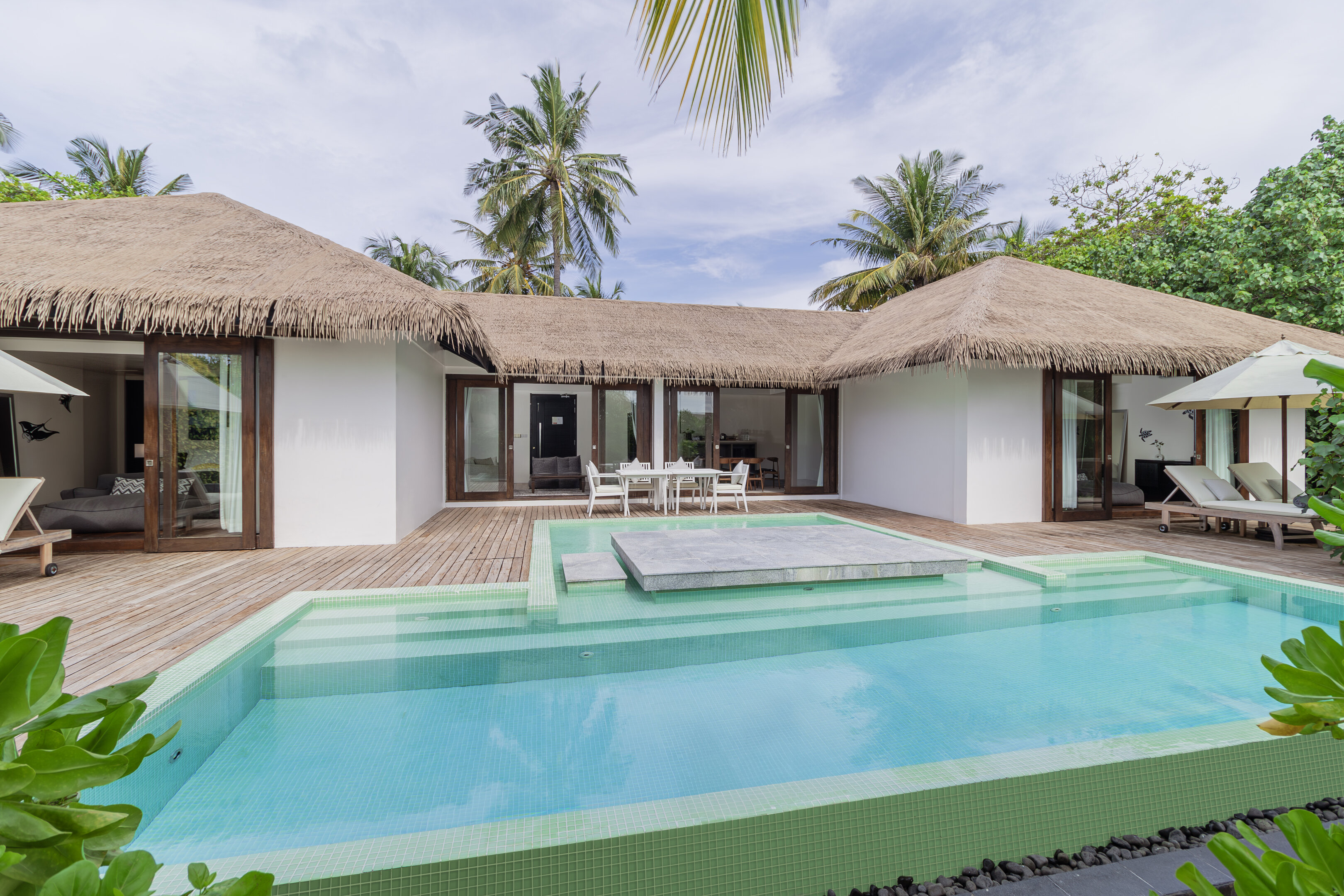 2 Bedroom Beach Pool Villa - Photo 1
