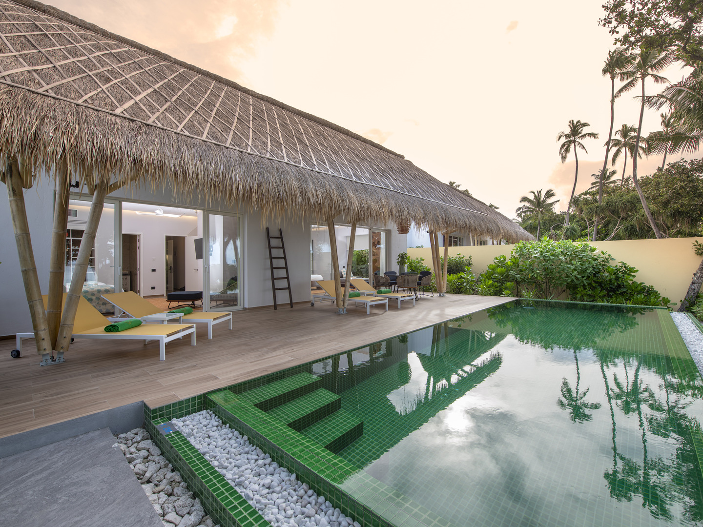 Two Bedrooms Family Beach Villas with Pool - Photo 1