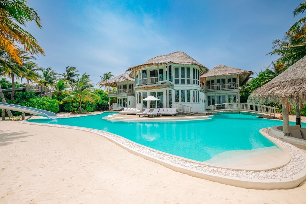 4 Bedroom Island Reserve with Slide - Photo 1
