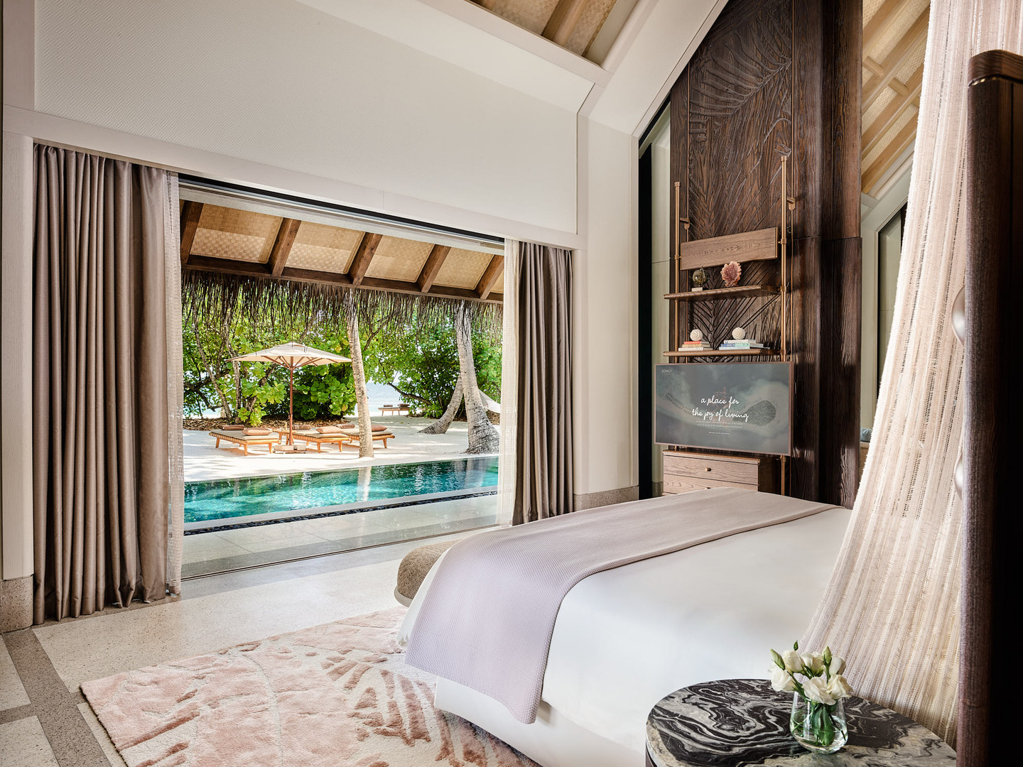 Family Beach Villa with  2 Pools - Photo 1