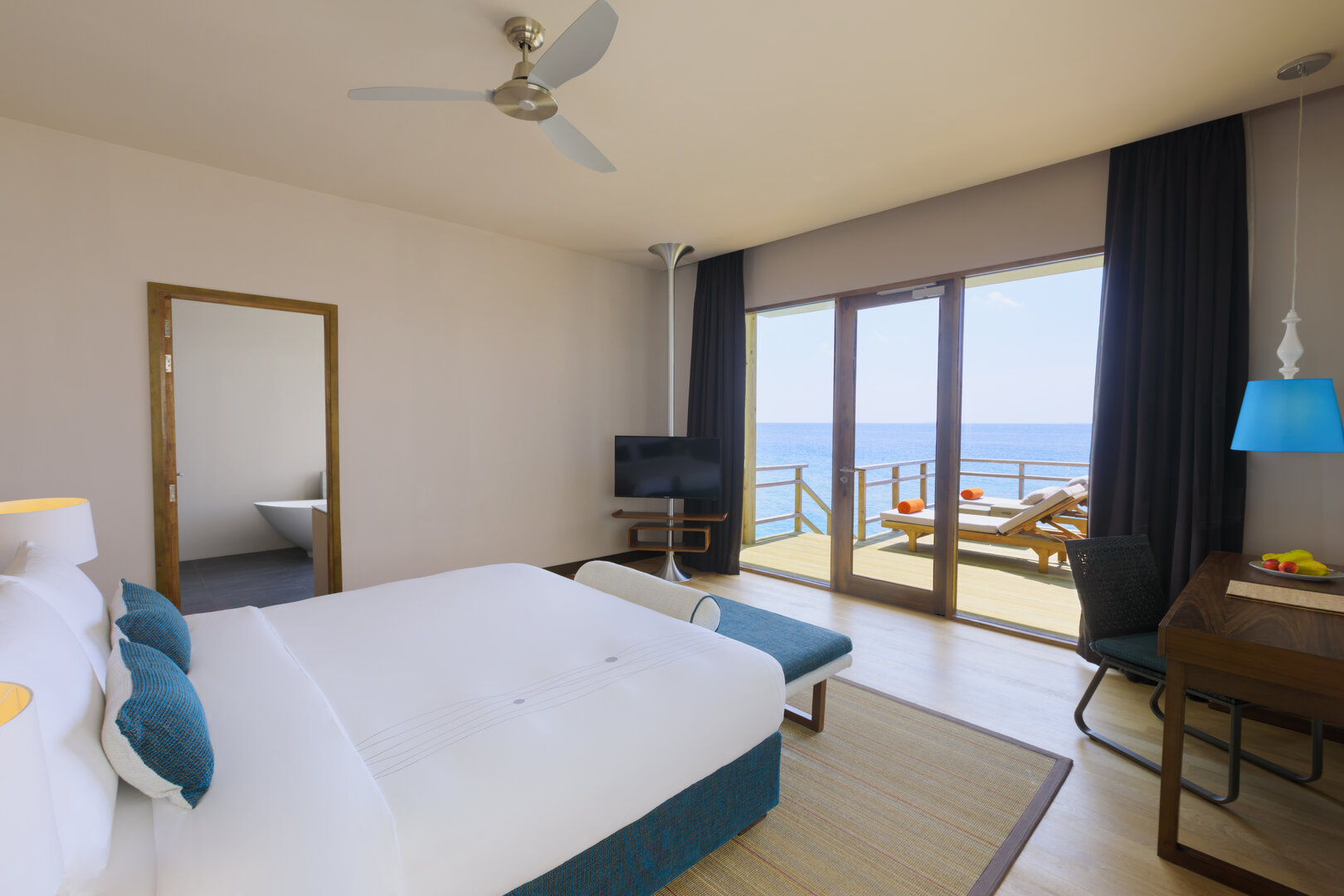 Water Villa - Photo 1