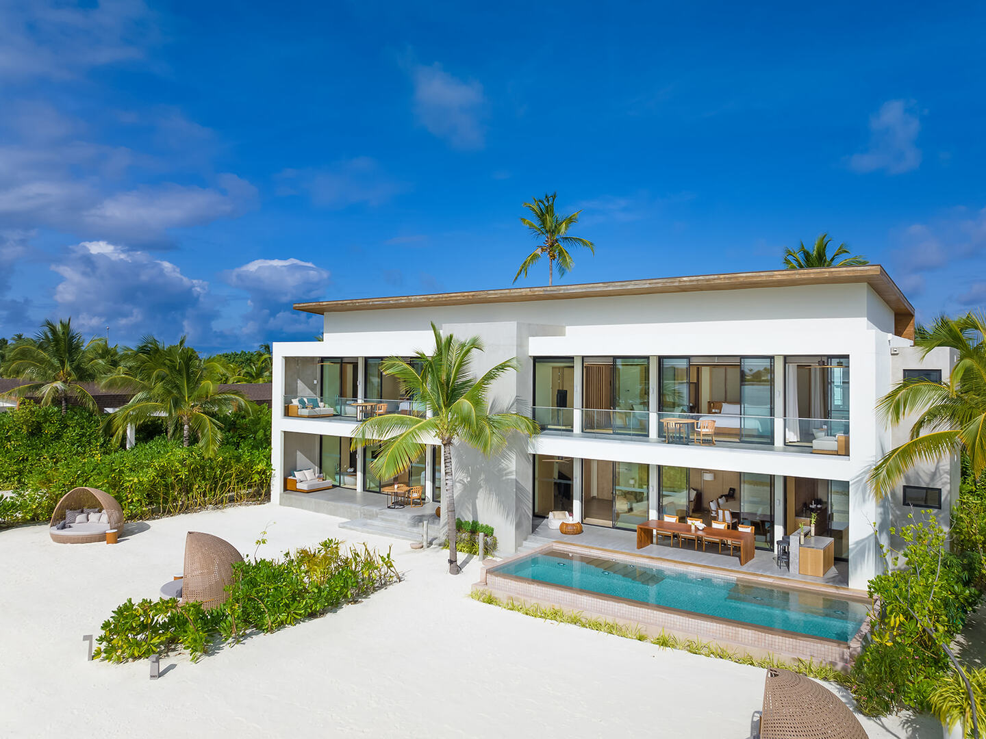 Three Bedroom Beach Retreat with Private Pool - Photo 1