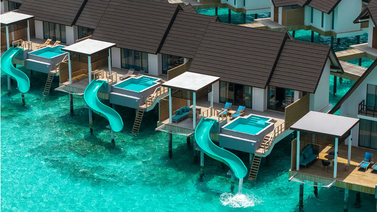 Water Pool Villa with Slide - Photo 1