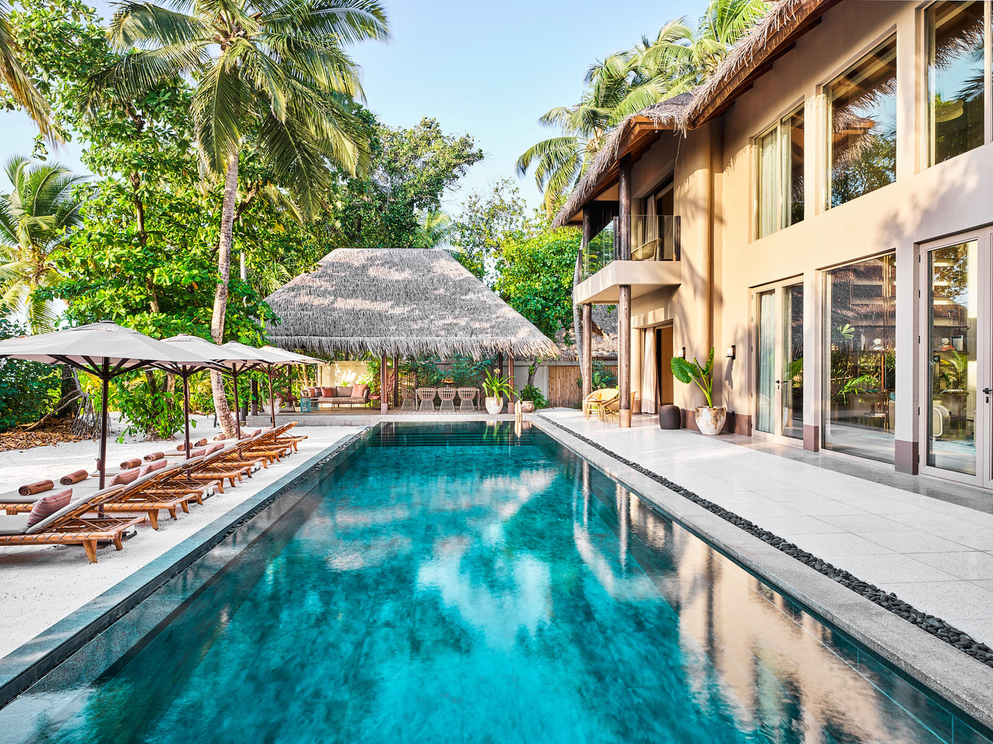 Four Bedroom Beach Residence - Photo 1