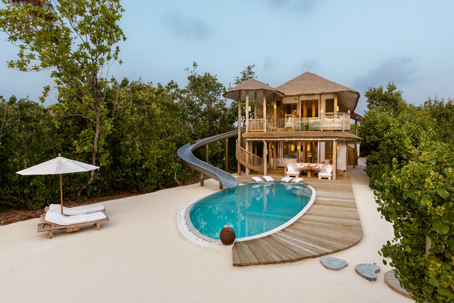 2 Bedroom Island Retreat with Slide - Photo 1