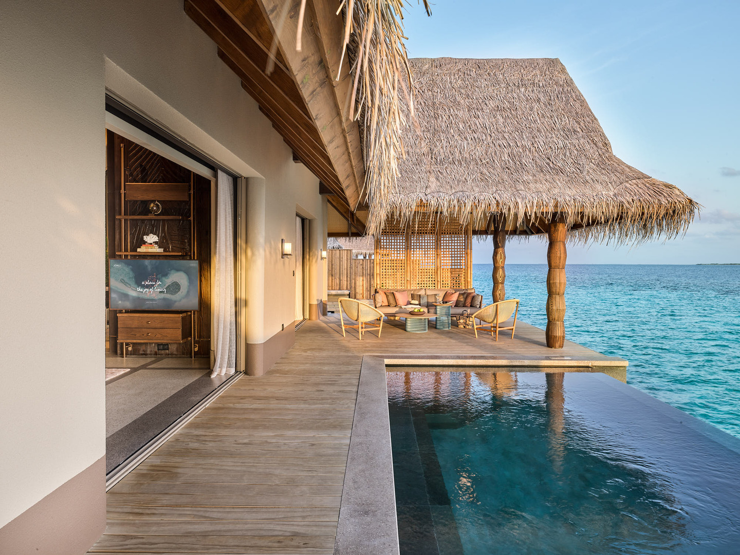 Luxury Water Villa with Pool - Photo 1