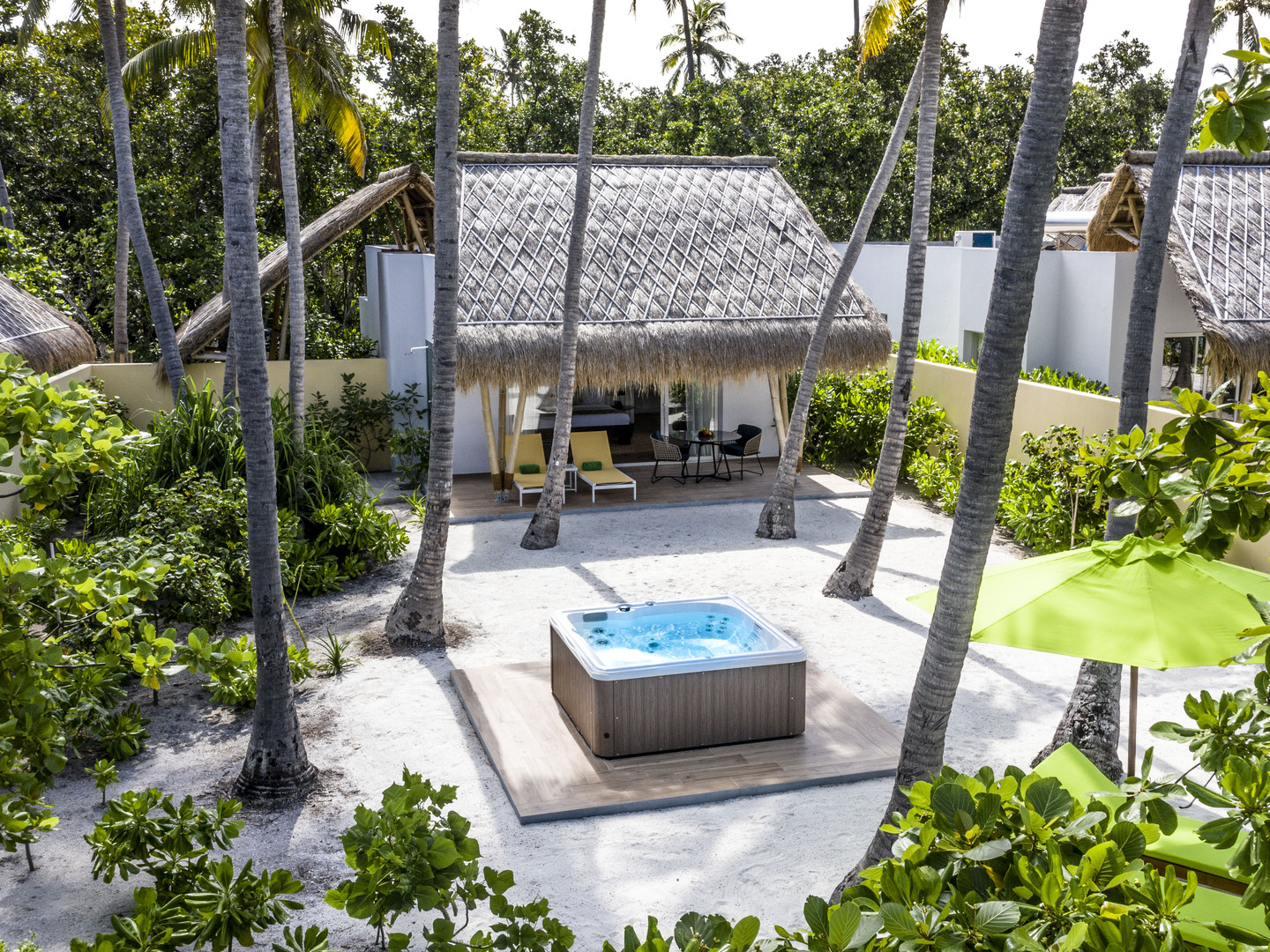 Jacuzzi Beach Villa - Photo 1